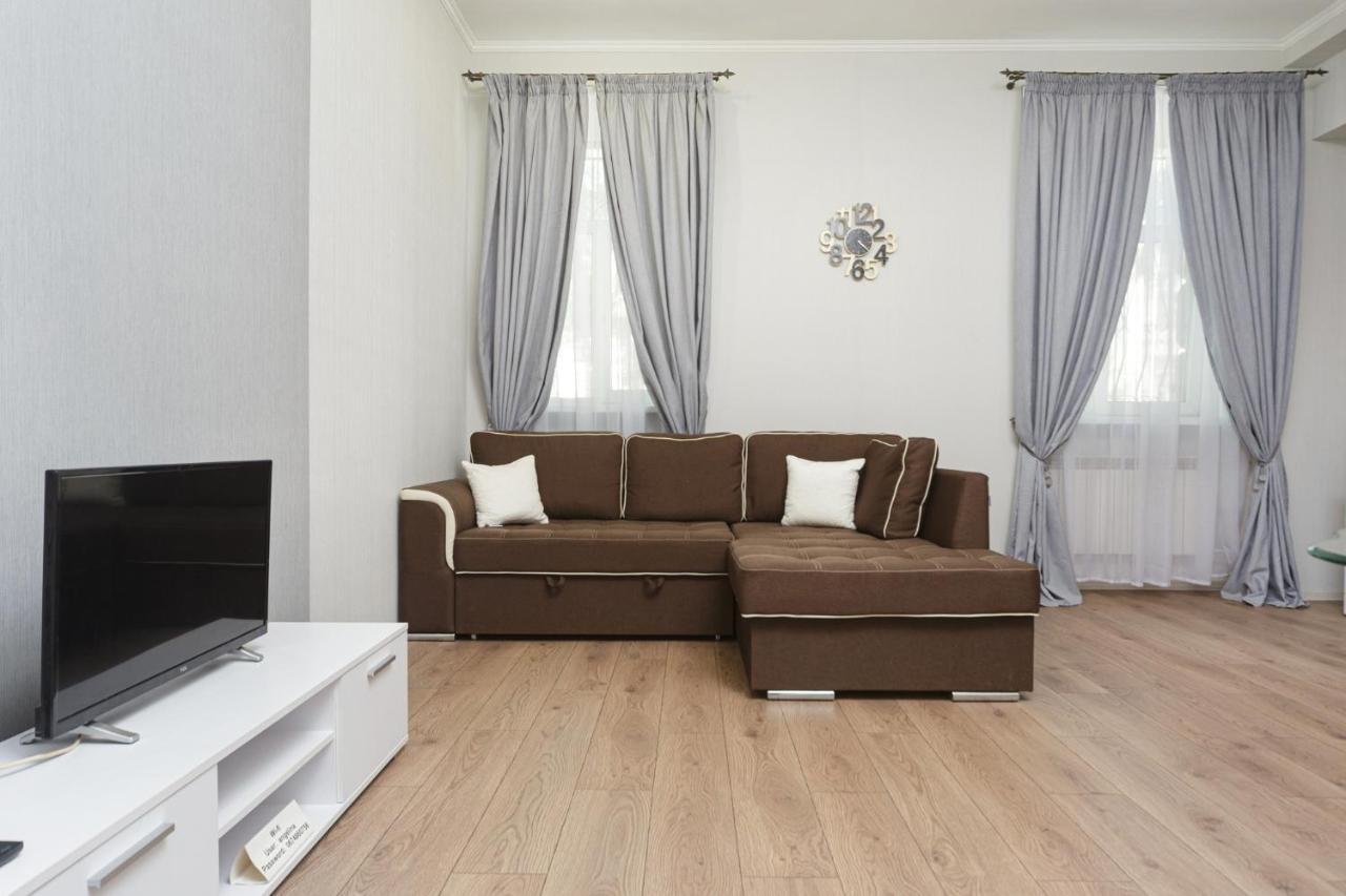 Apartment Zhukovskogo 17 오데사 외부 사진