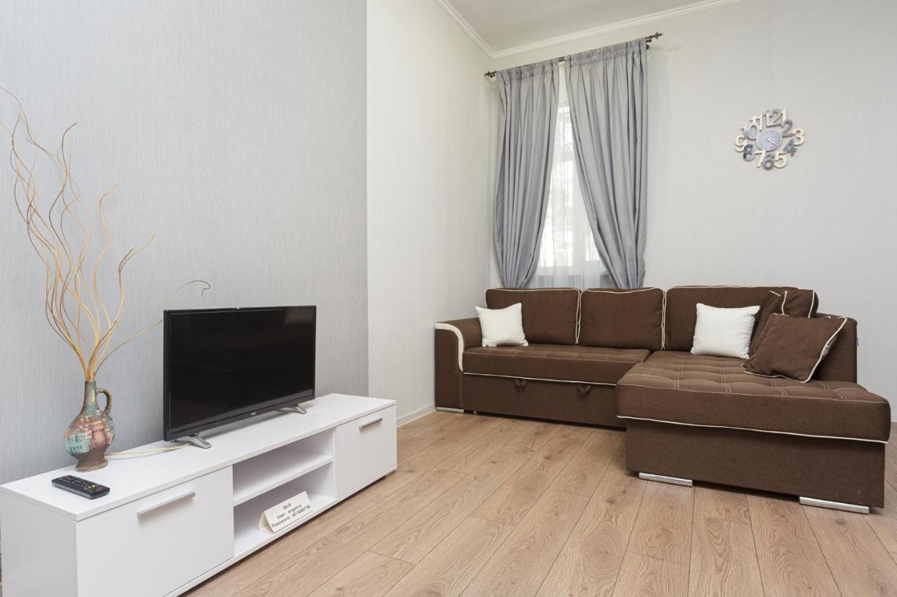 Apartment Zhukovskogo 17 오데사 외부 사진